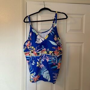 24th & Ocean Plus Size Tankini Top